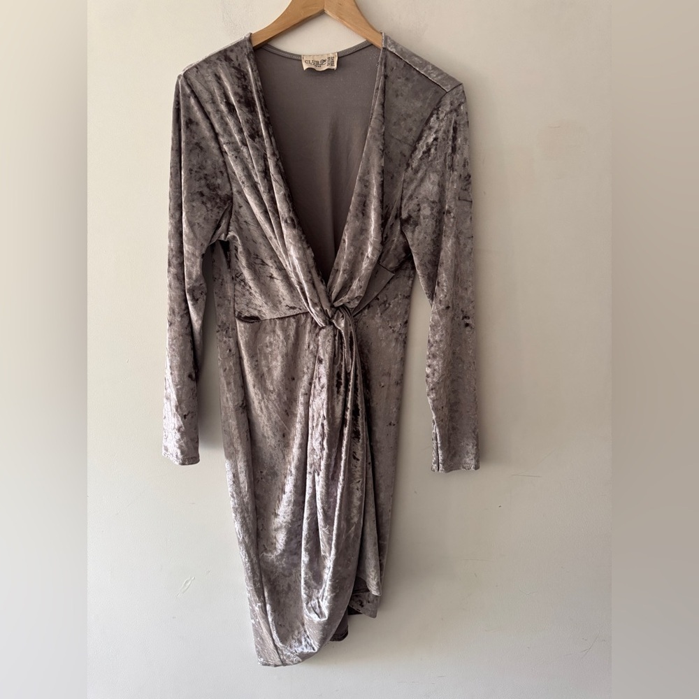 Club L London Silver‎ Gray Velvet Shimmery Wrap Knot Mini Dress Long Sleeves